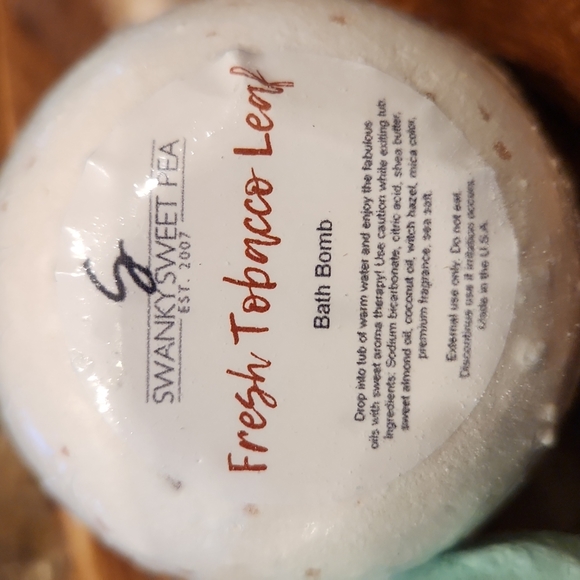 Triple Men's Bath Bomb Bundle Spa Day Relax Bath Time - Picture 2 of 2